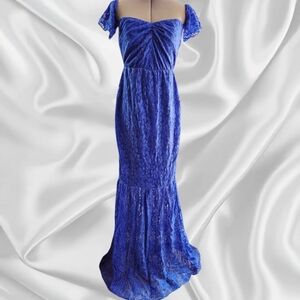 Blue Off-Shoulder Lace Maxi Dress